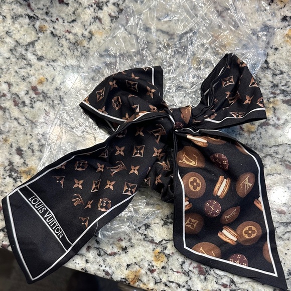 Accessories - Hair bow